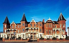 Esplanade Hotel On The Seafront